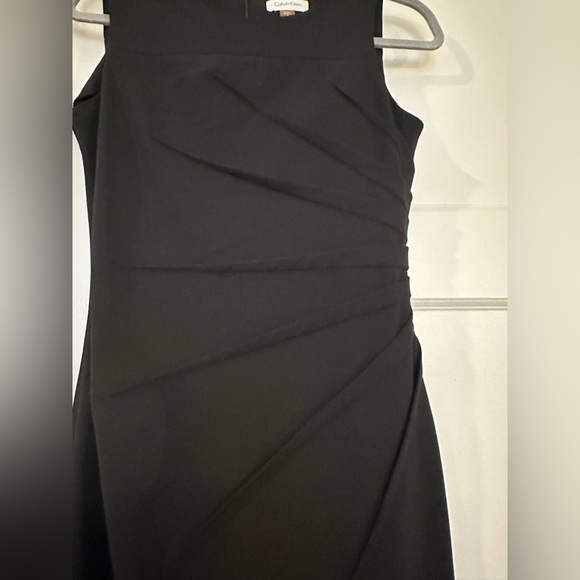 Calvin Klein perfect black dress - Picture 5 of 5